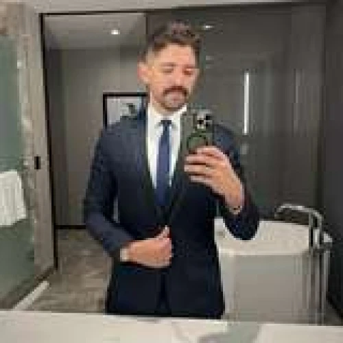 corpor8top